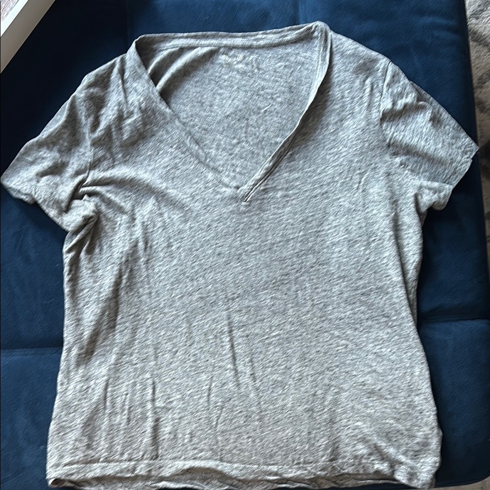 Madewell size Lg Gray V-Neck Women's Top